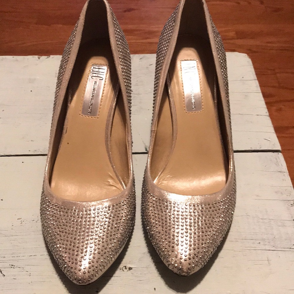 NEW WITH TAGS SIZE 10 INC HEELS